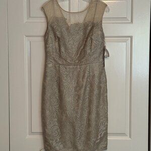 NWT Kay Unger Sleeveless Lace Sheath Dress Champagne Size 10